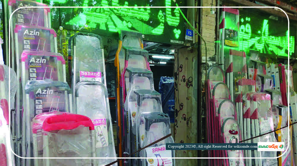 بخشی از تنوع قفسه های‌ عمده فروشگاه پارسیان قفسه 