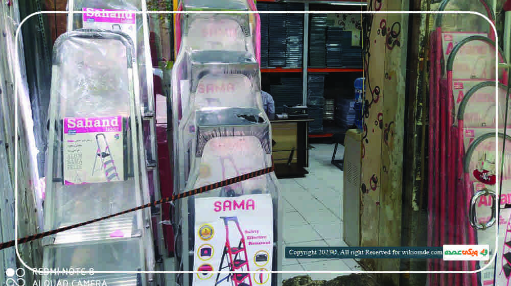 بخشی از تنوع قفسه های‌ عمده فروشگاه پارسیان قفسه 