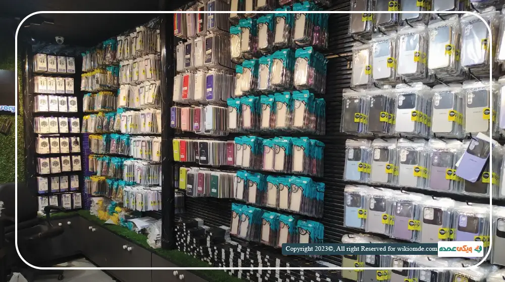 نمایی از فروشگاه قاب و گلس گوشی تونک