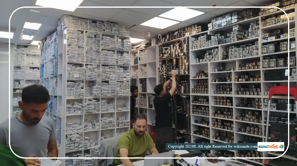 تصویری از فروشگاه هایپرگلس، عمده فروشی گلس گوشی در تهران